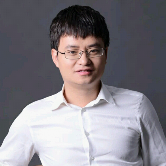 蚂蚁金服研究员杨传辉