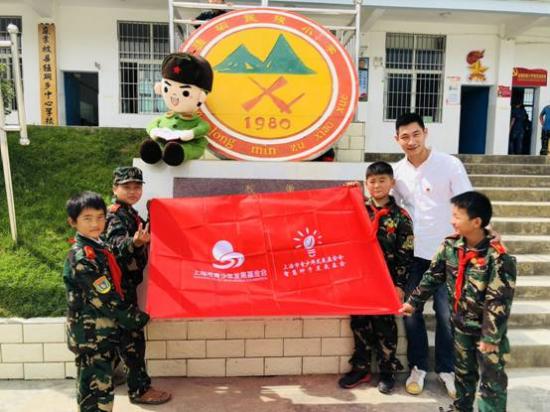 响应号召, 智慧种子基金启动 雷锋故事机西部