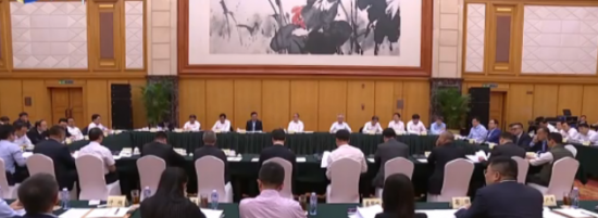 兼职猫CEO王锐旭参与天津政企恳谈会 畅谈营商环境优化