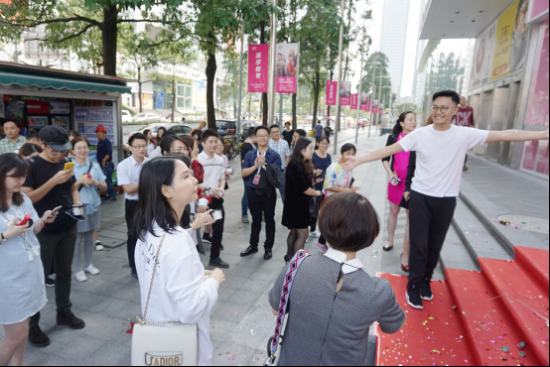 深圳首家酸奶主题餐厅得乐酸奶近日开业 品牌已获央企招商注资