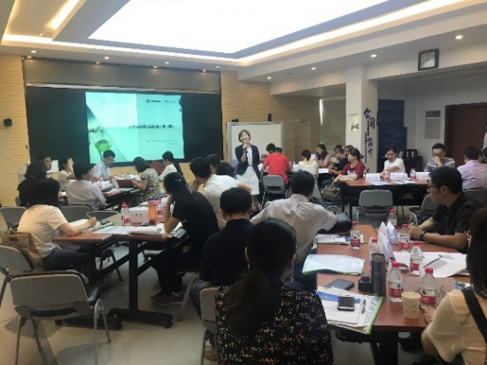 睿正咨詢十月新聞手記
