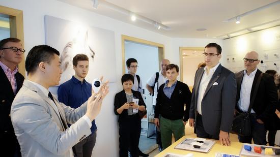 德国工商大会到访欧瑞博盛赞中国智能家居创新技术