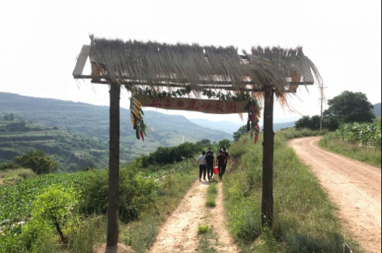 正宁县电商助力农村精准扶贫