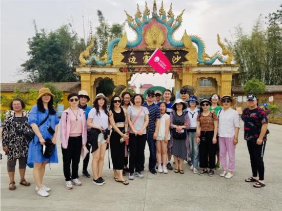 众信旅游:五一小长假旅游市场火爆 短途游需