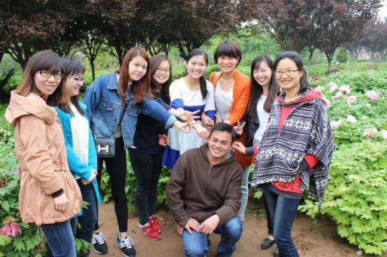 河南省肿瘤医院血液九病区护士用行动和爱心诠释了“白衣天使”的天职