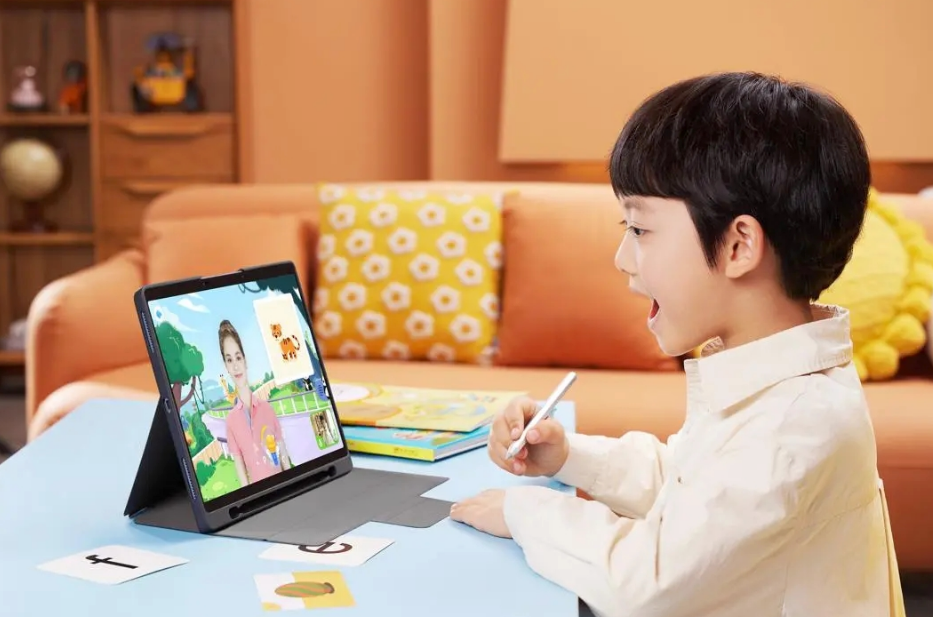 科大讯飞AI学习机T20 Pro：AI技术助力孩子快乐学习，成就未来
