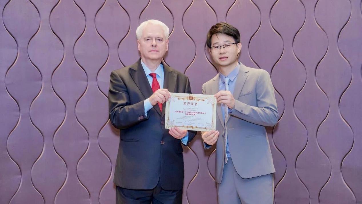 以刀为媒，架起中克友谊金桥 | 巧媳妇刀具获克罗地亚前总统约西波维奇阁下指定推荐