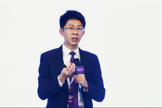 新东方在线甘源:从名师到操盘手 与自己较劲的这七年