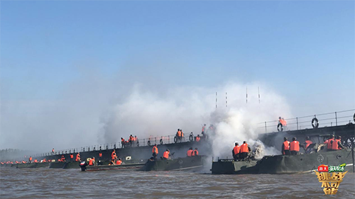 舟桥旅挑战不可能,舟桥旅,舟桥32旅_大山谷图库